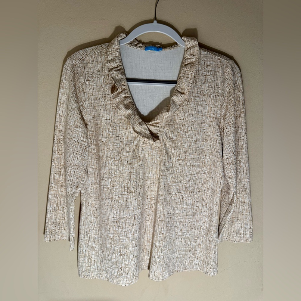 J. Mclaughlin 3/4 sleeve ruffle collar shirt